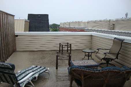 2 Fairhead Mews