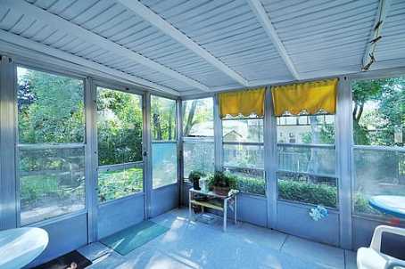 65 Highcourt Cres