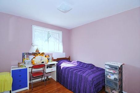 65 Highcourt Cres