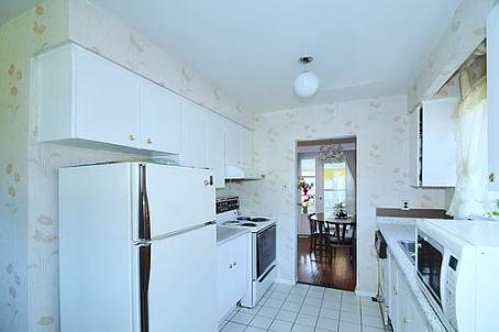 65 Highcourt Cres