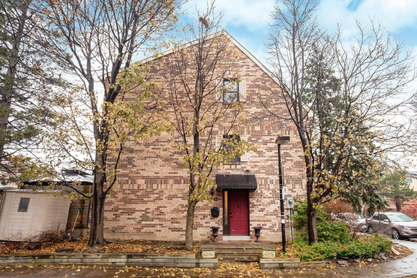 22 Torbrick Rd, Toronto
