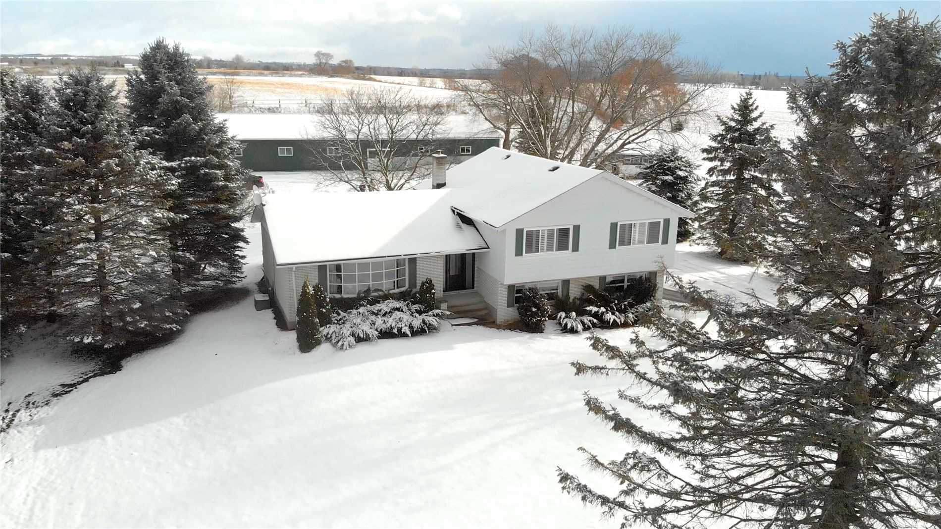 1545 Regional Rd 42 Rd, (MLS® E4662314) See this detached house