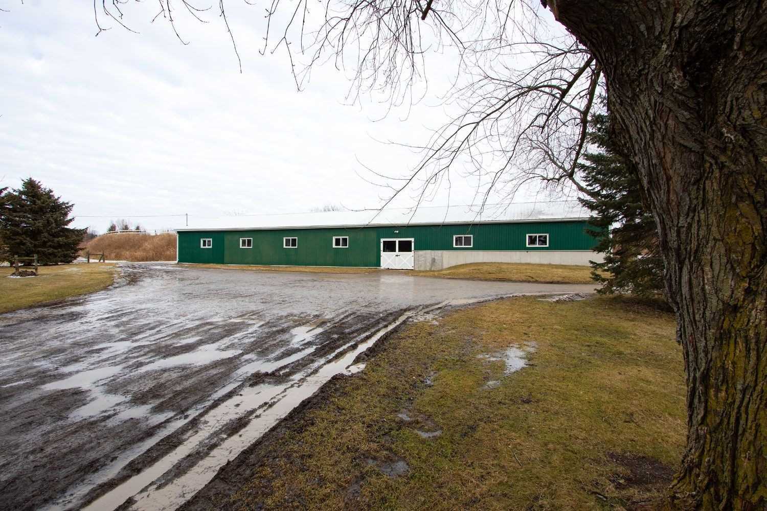 1545 Regional Rd 42 Rd, (MLS® E4662314) See this detached house