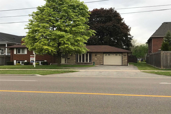 1424 Altona Rd, Pickering
