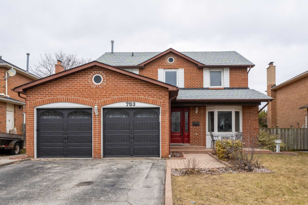 753 Stonepath Circ, Pickering