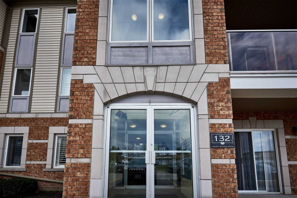 132 Aspen Springs Dr, Clarington