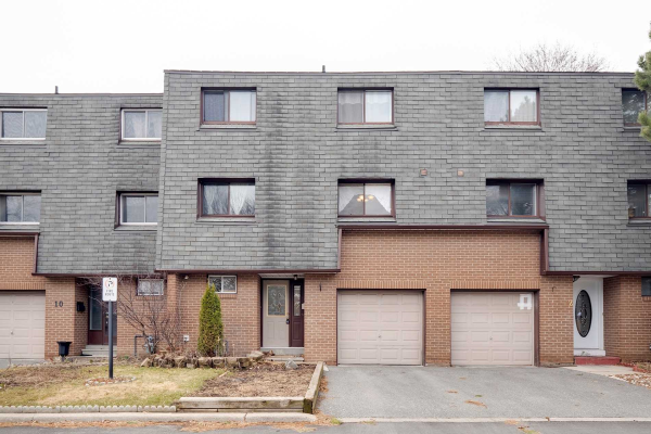 1370 Fieldlight Blvd, Pickering