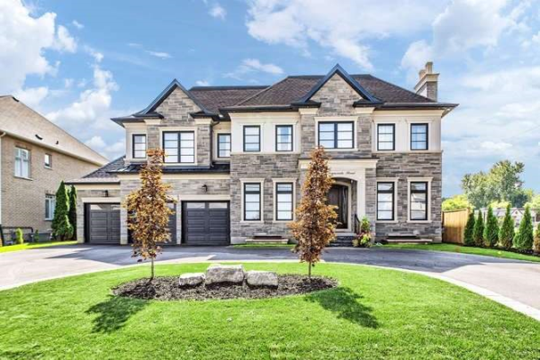 429 Toynevale Rd, Pickering