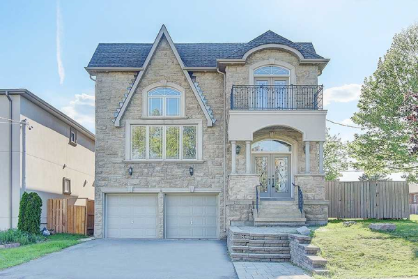 138 Maybourne Ave, Toronto