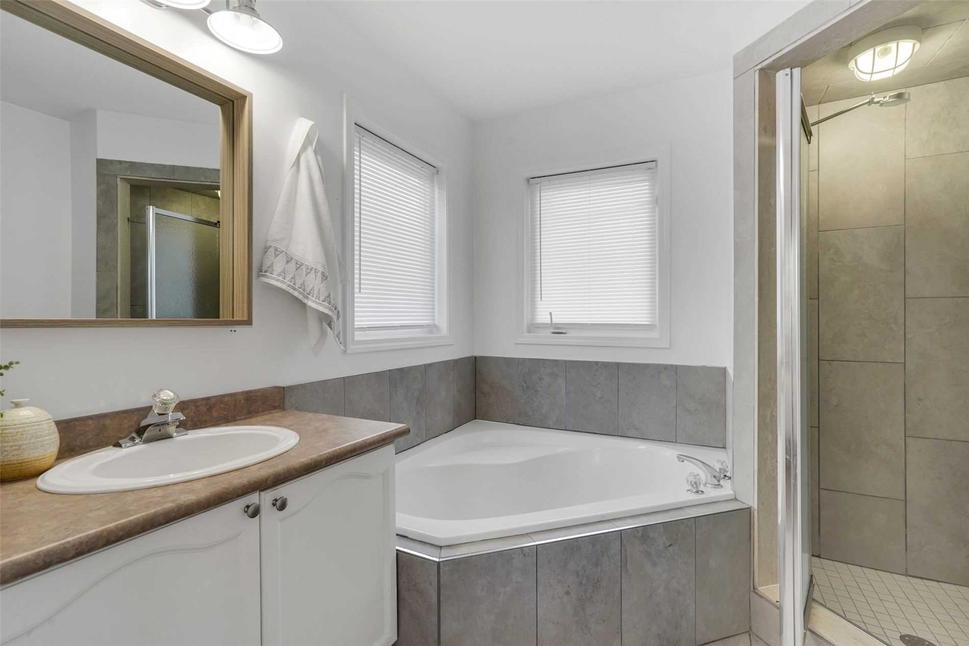 Listing E4793006 - Large Photo # 18