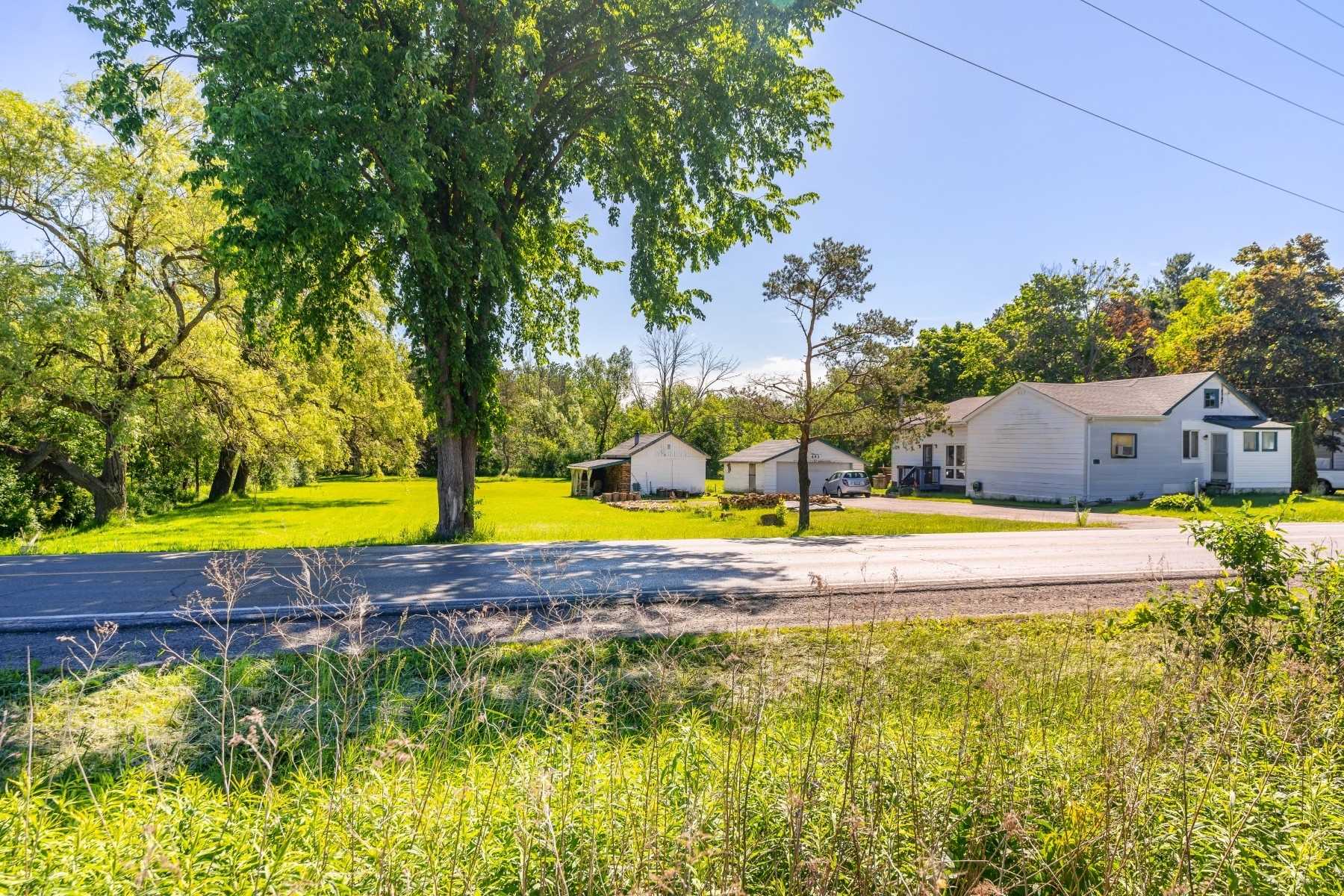 493 Townline Rd N, (MLS® E4794482) See this detached house for