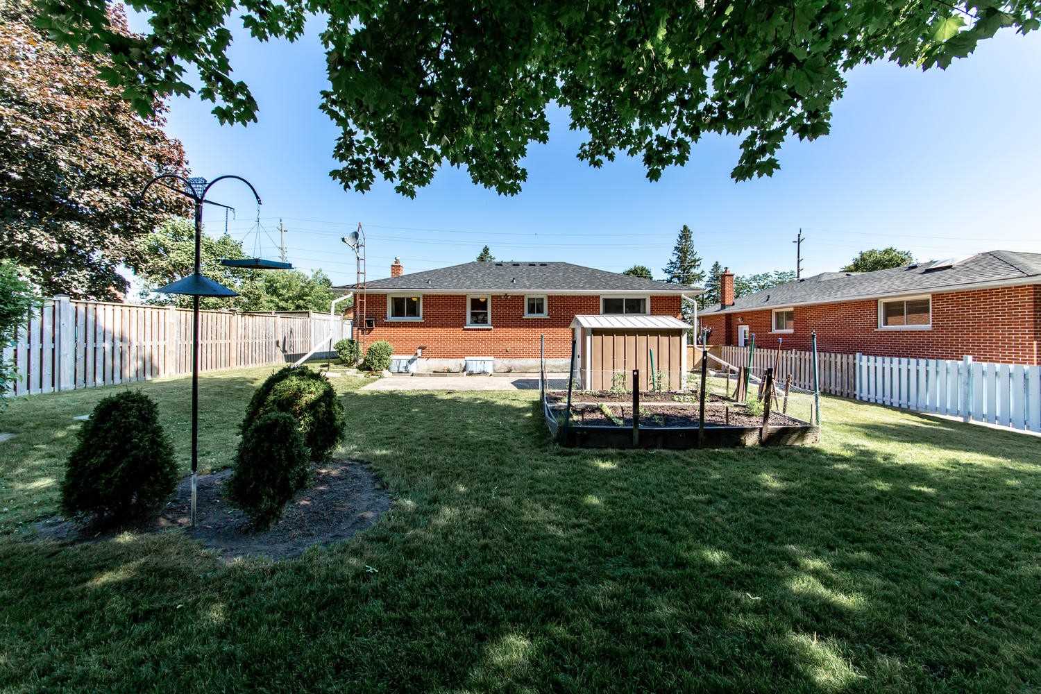 Rossland Rd (MLS® E4818363) See this detached house for sale in O