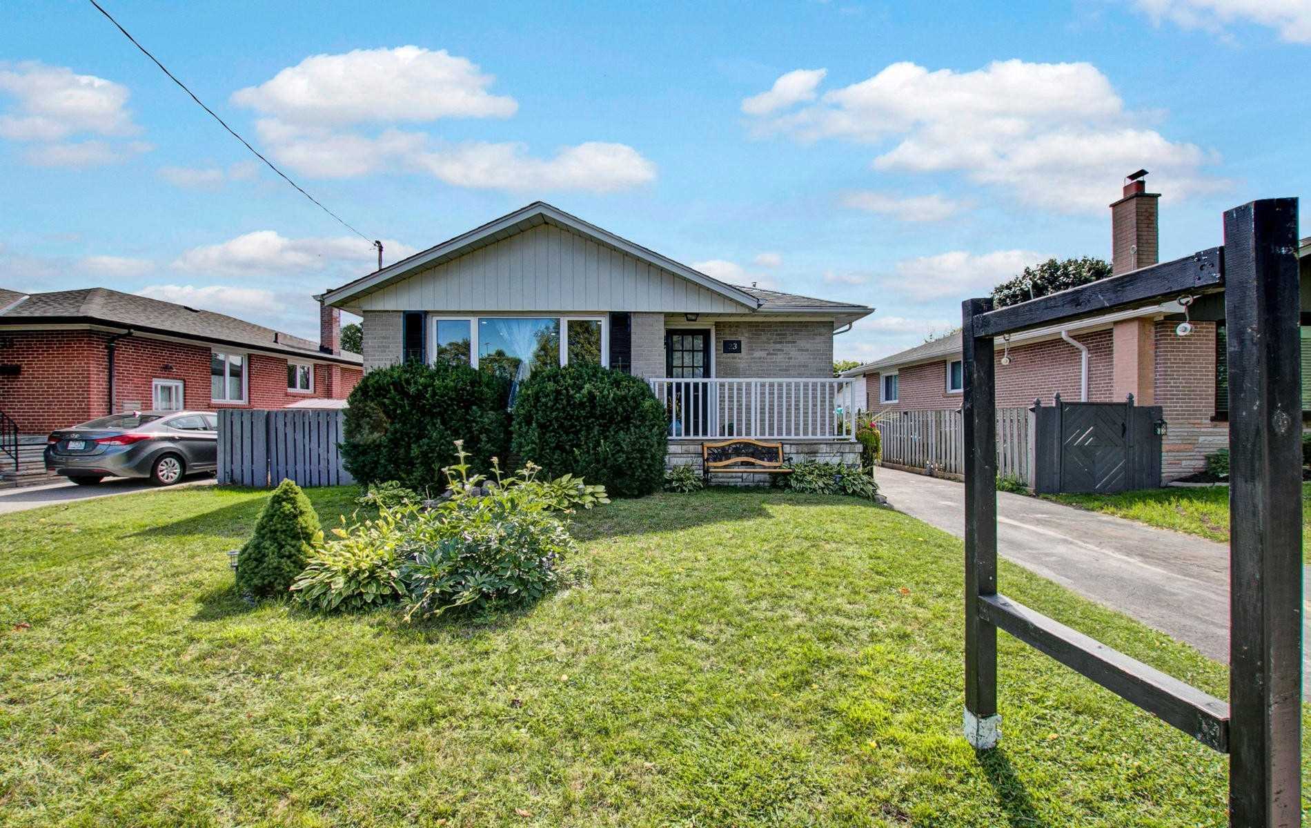 23 Dalcourt Dr