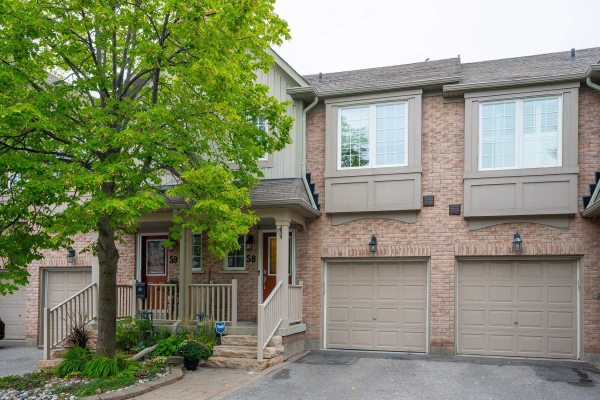 1100 Begley St, Pickering