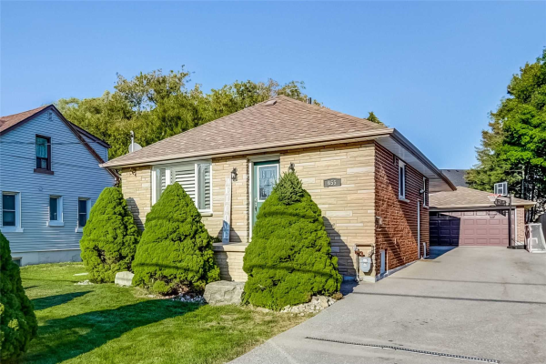 655 Rougemount Dr, Pickering