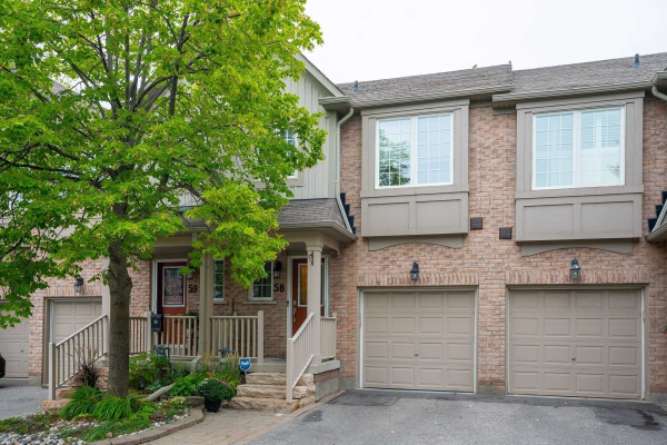 1100 Begley St, Pickering