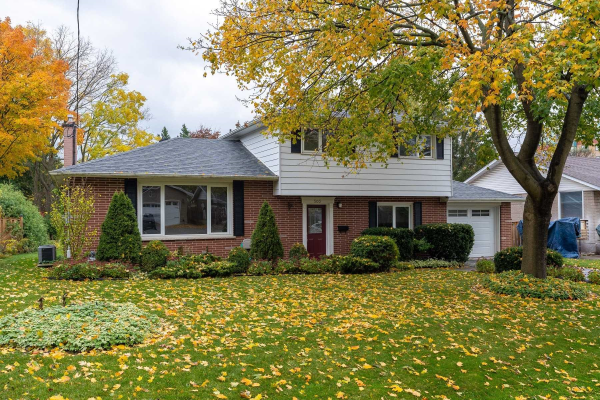 503 Colborne St E, Whitby