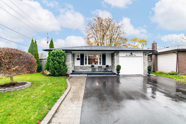 171 Phillip Murray Ave, Oshawa