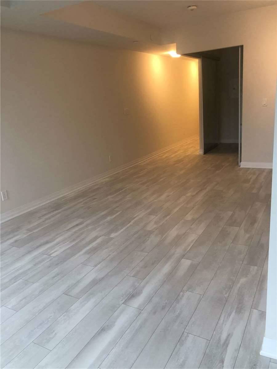 1630 Queen St E, #301