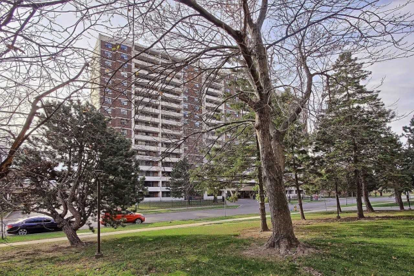 101 Prudential Dr, Toronto