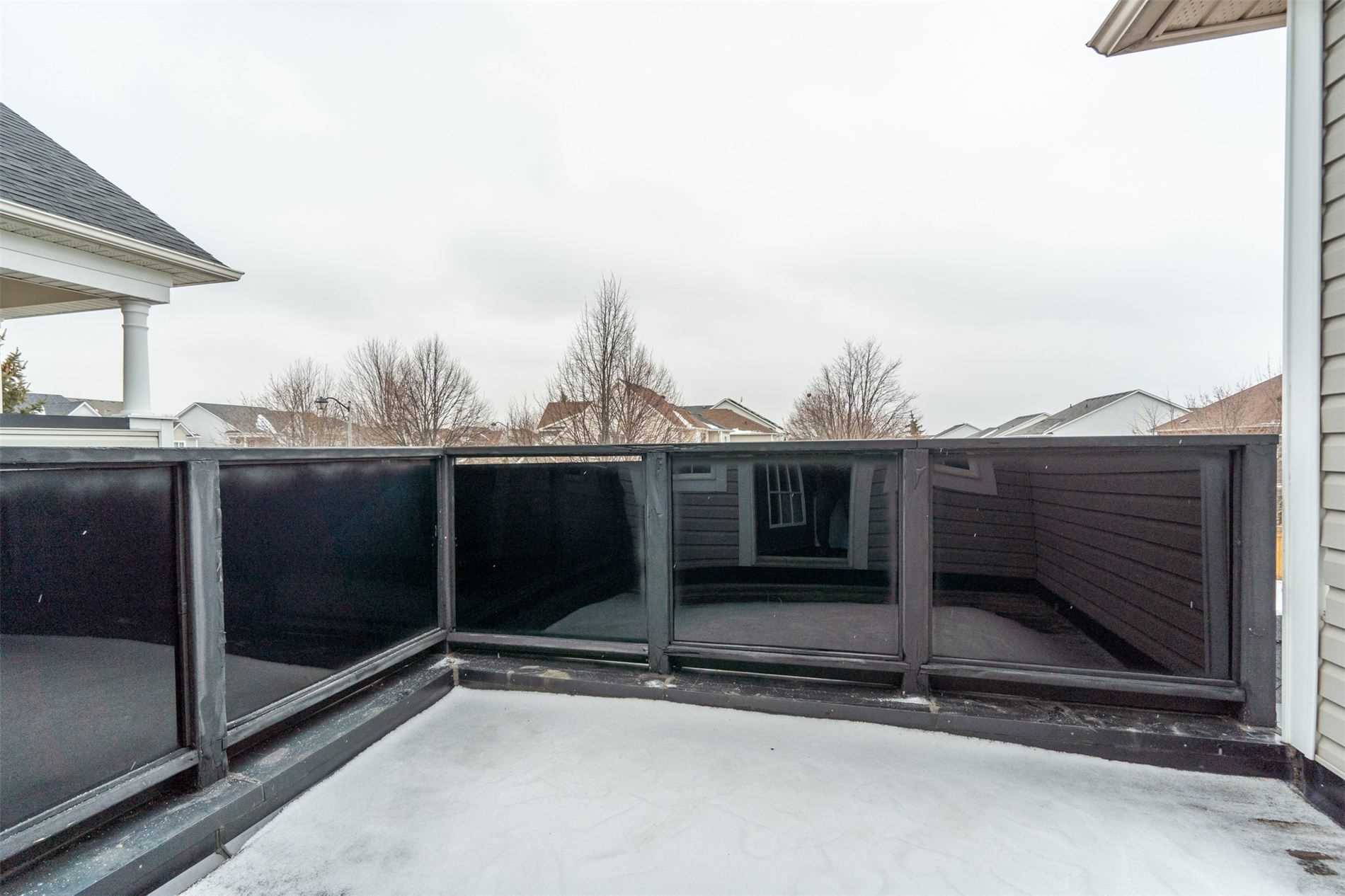 67 Charest Pl