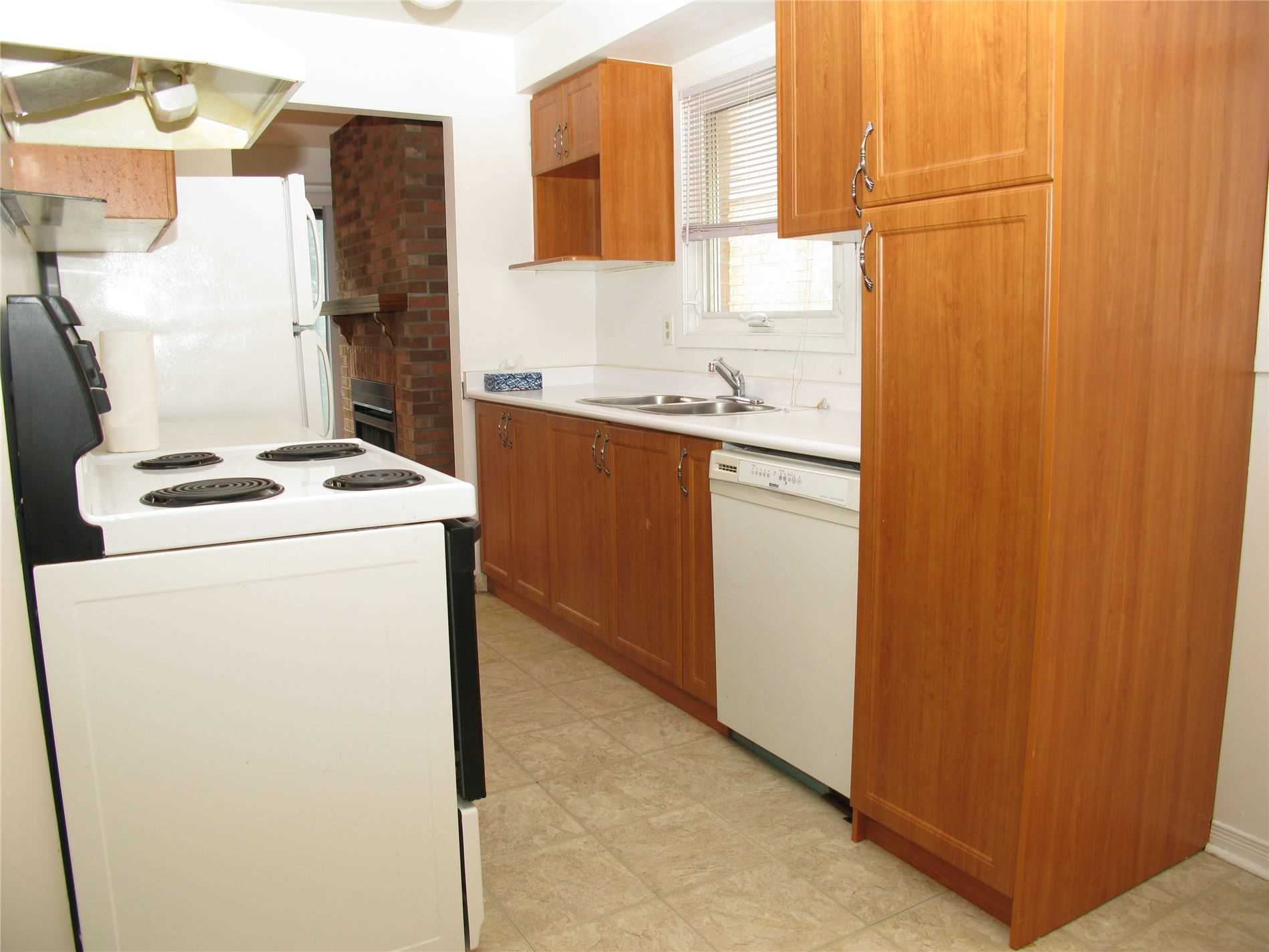 2105 Denby Dr
