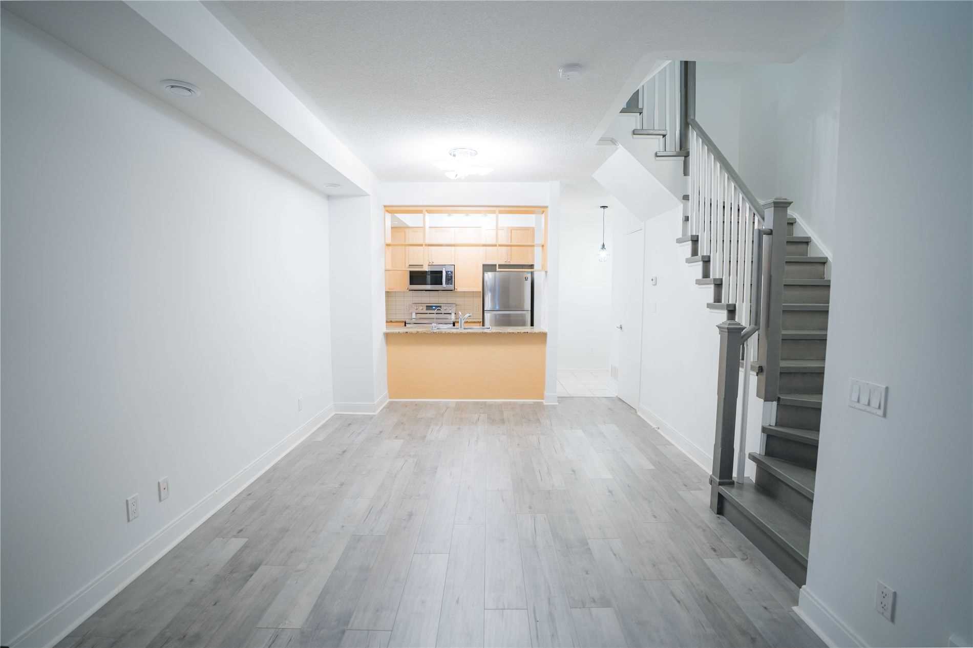 295 Village Green Sq, #60