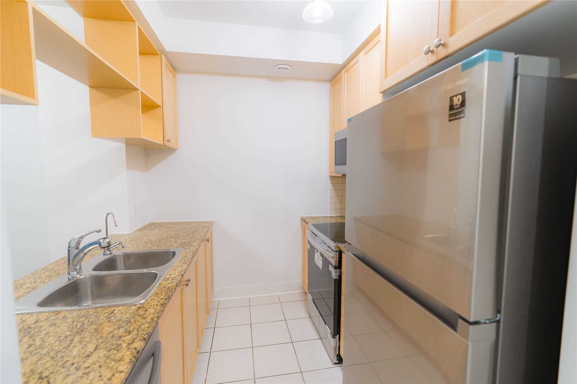 295 Village Green Sq, #60