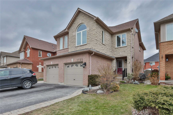 1735 White Cedar Dr, Pickering
