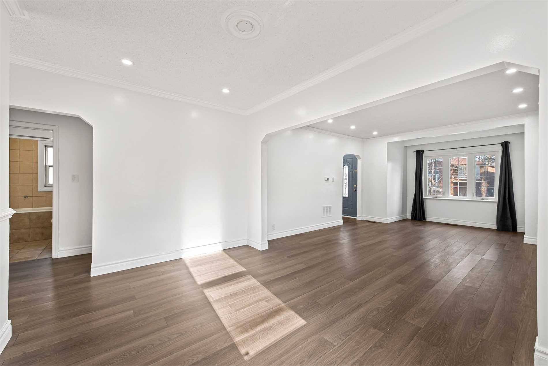 92 Sandown Ave