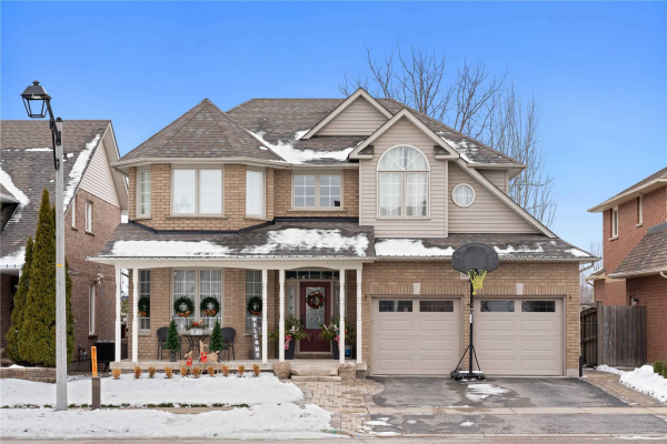 2138 Stornoway St, Oshawa