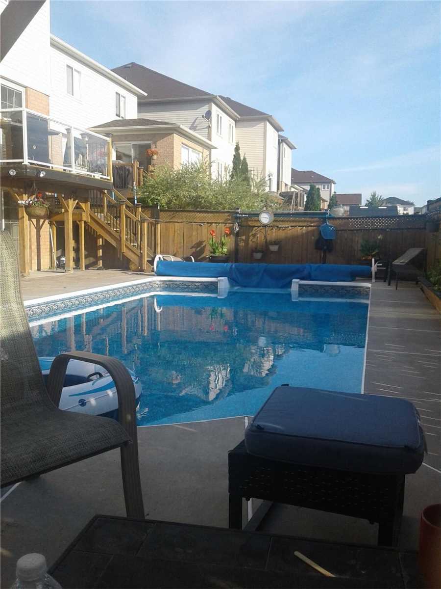 196 Millburn Dr