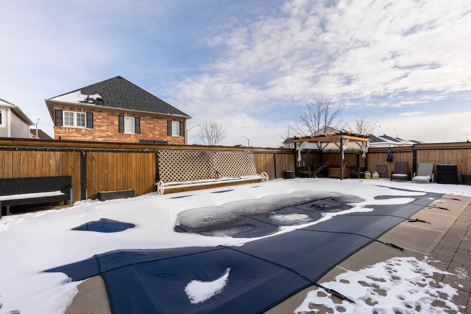 196 Millburn Dr