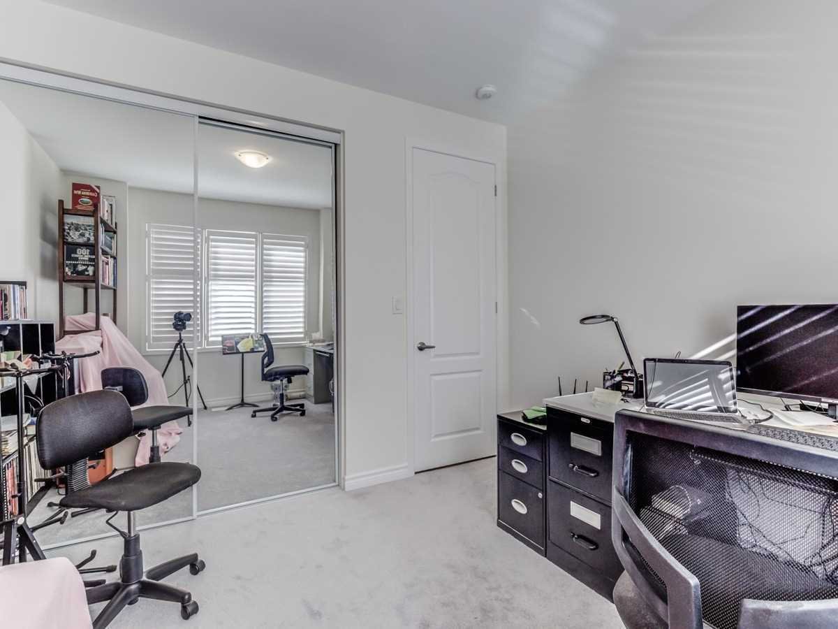 12 Kilmarnock Cres