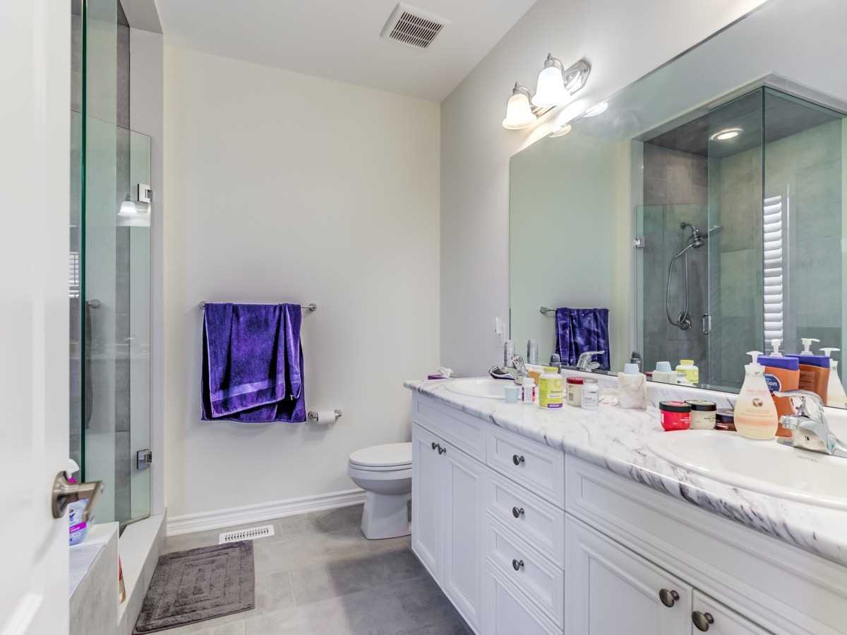 12 Kilmarnock Cres