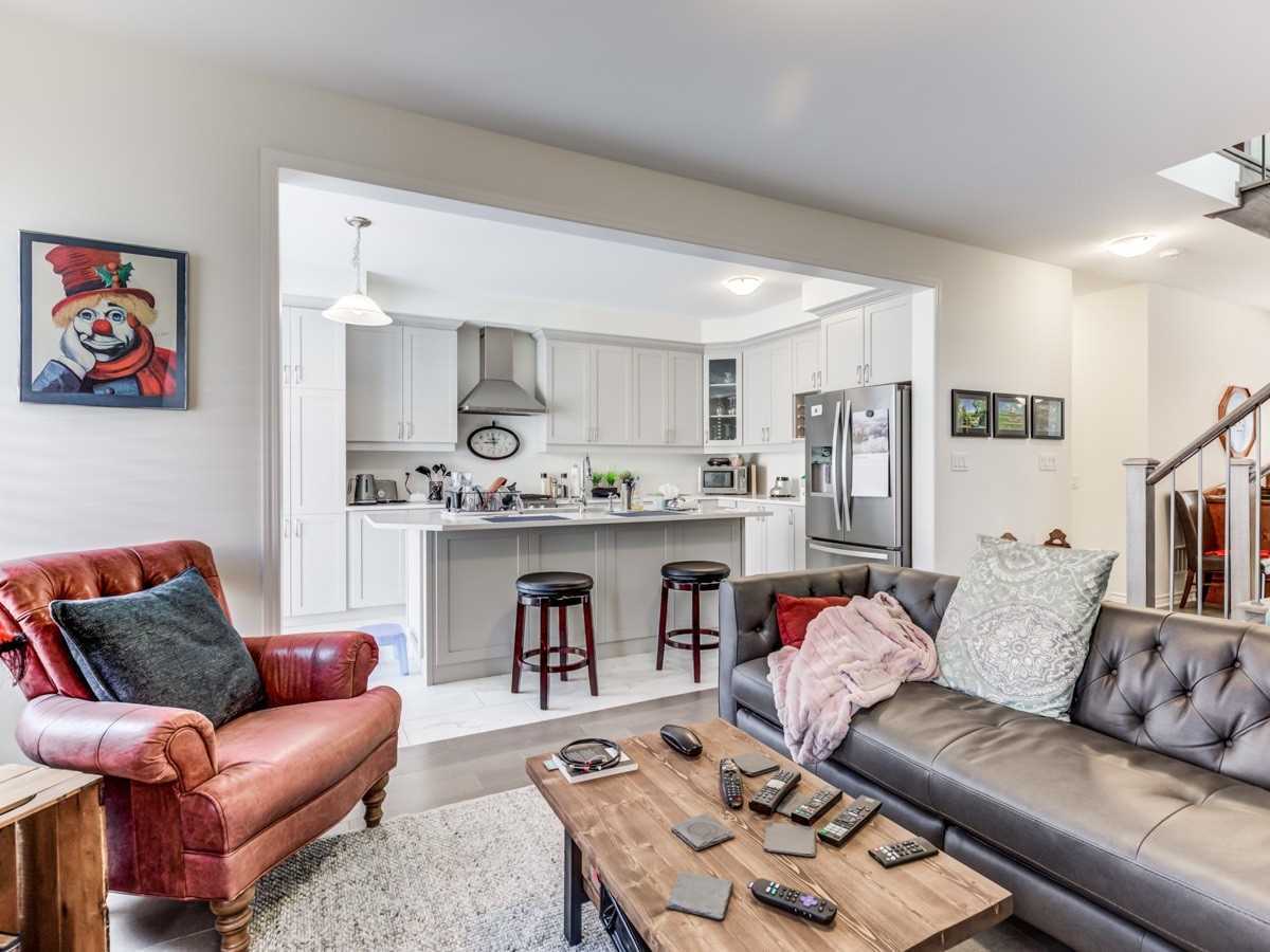 12 Kilmarnock Cres