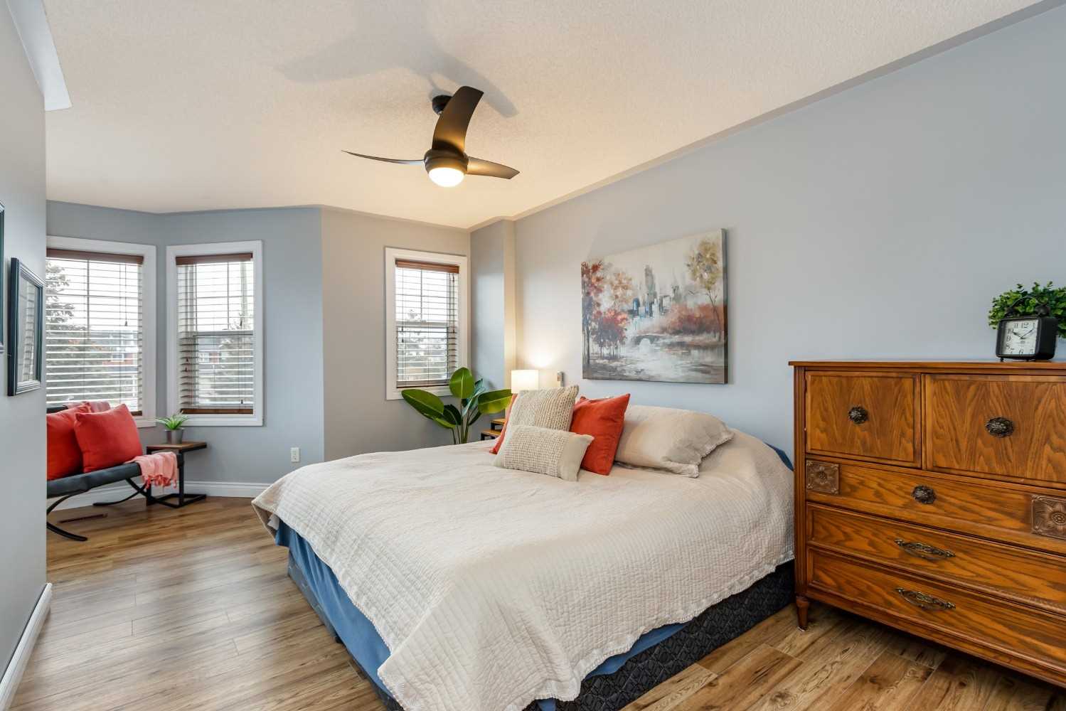 98 Wilkins Cres