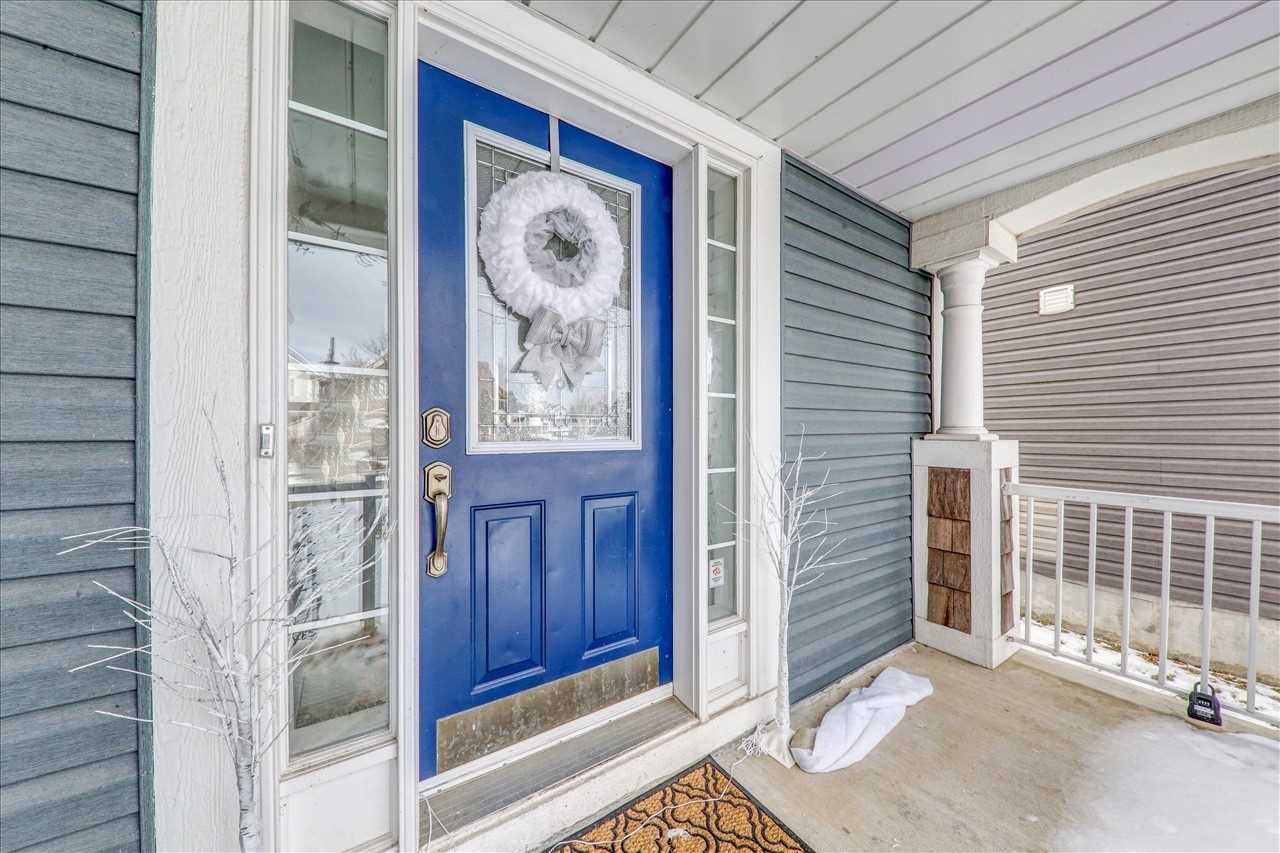 5 Carveth Cres