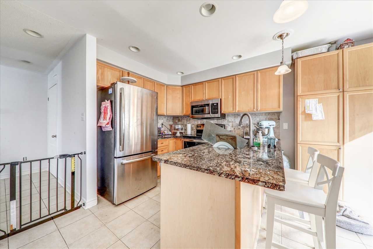 5 Carveth Cres