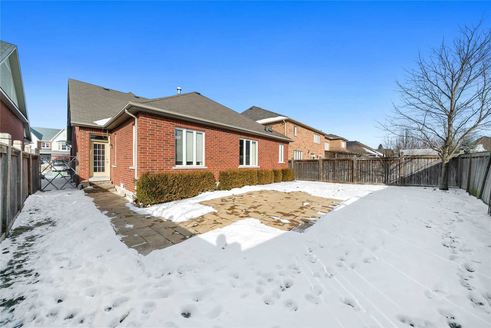 1365 Maddock Dr