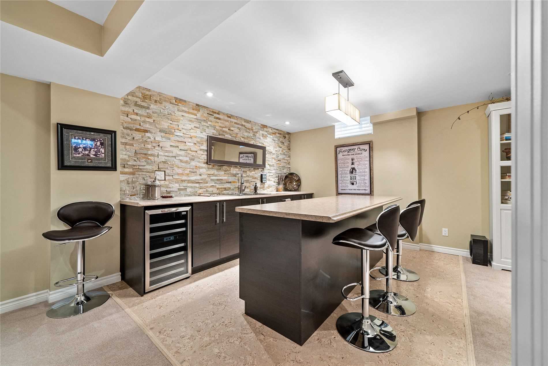 1365 Maddock Dr