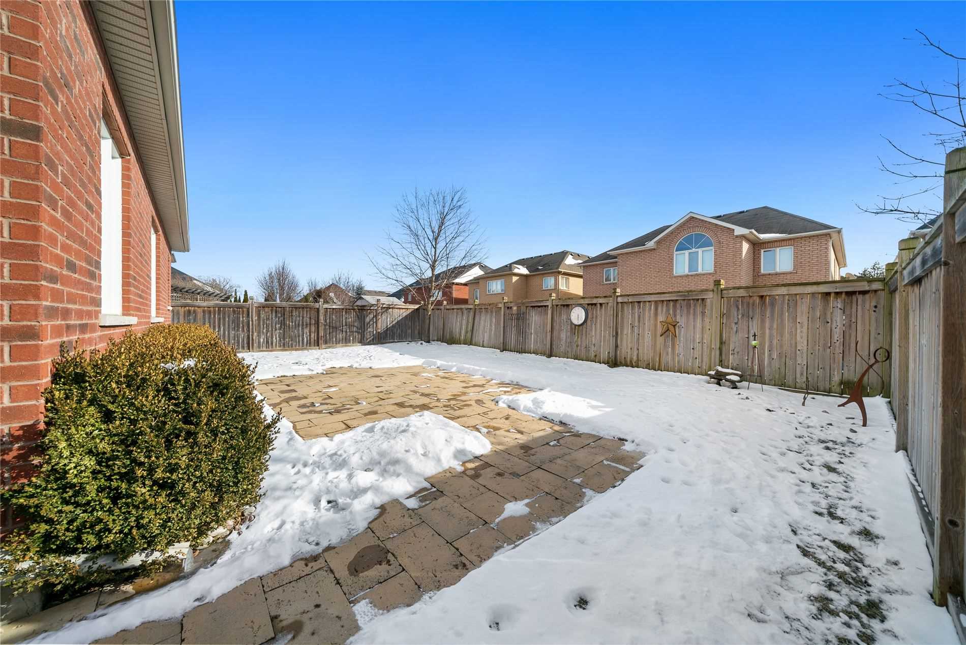 1365 Maddock Dr