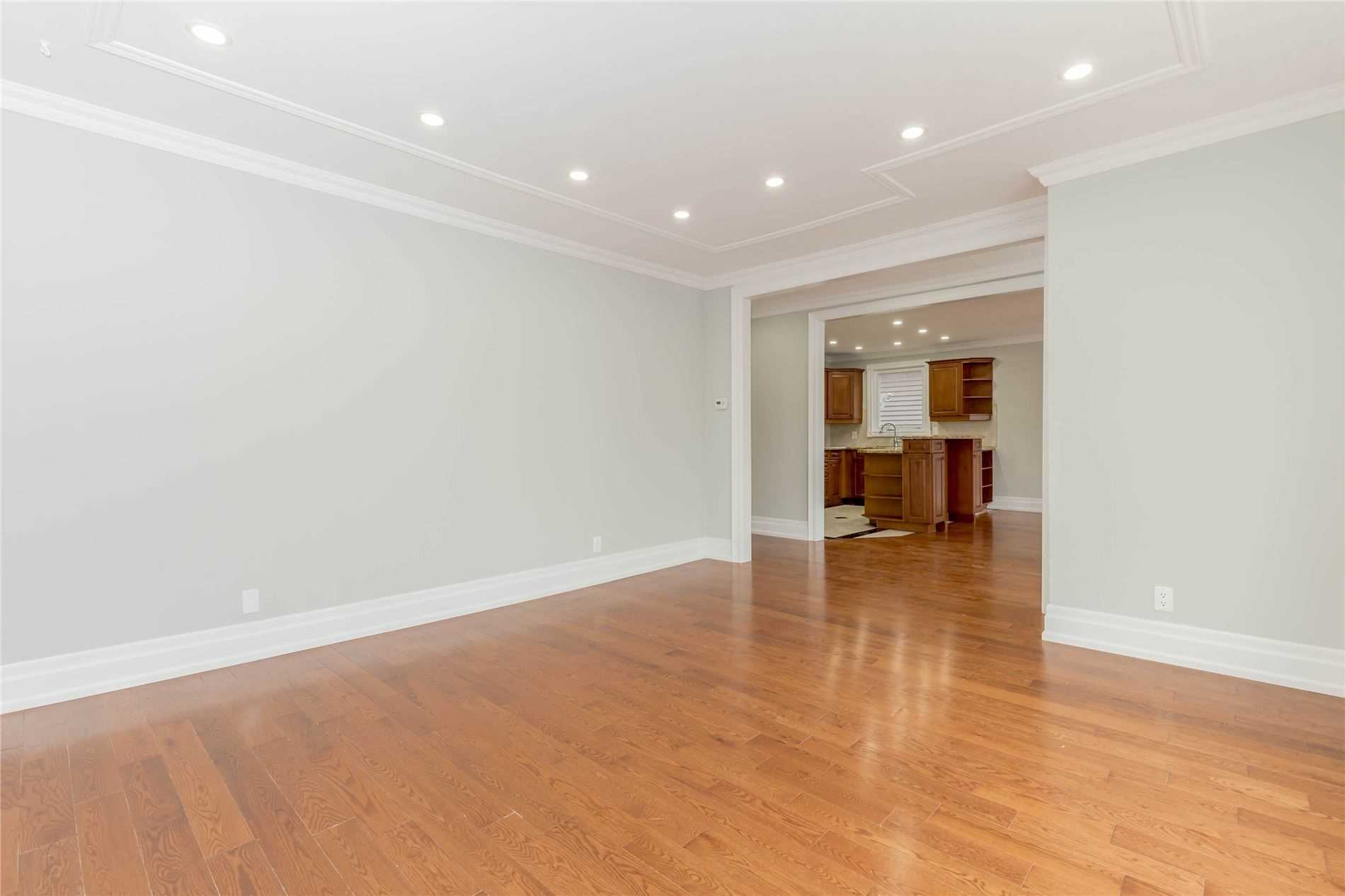 44 Malta St