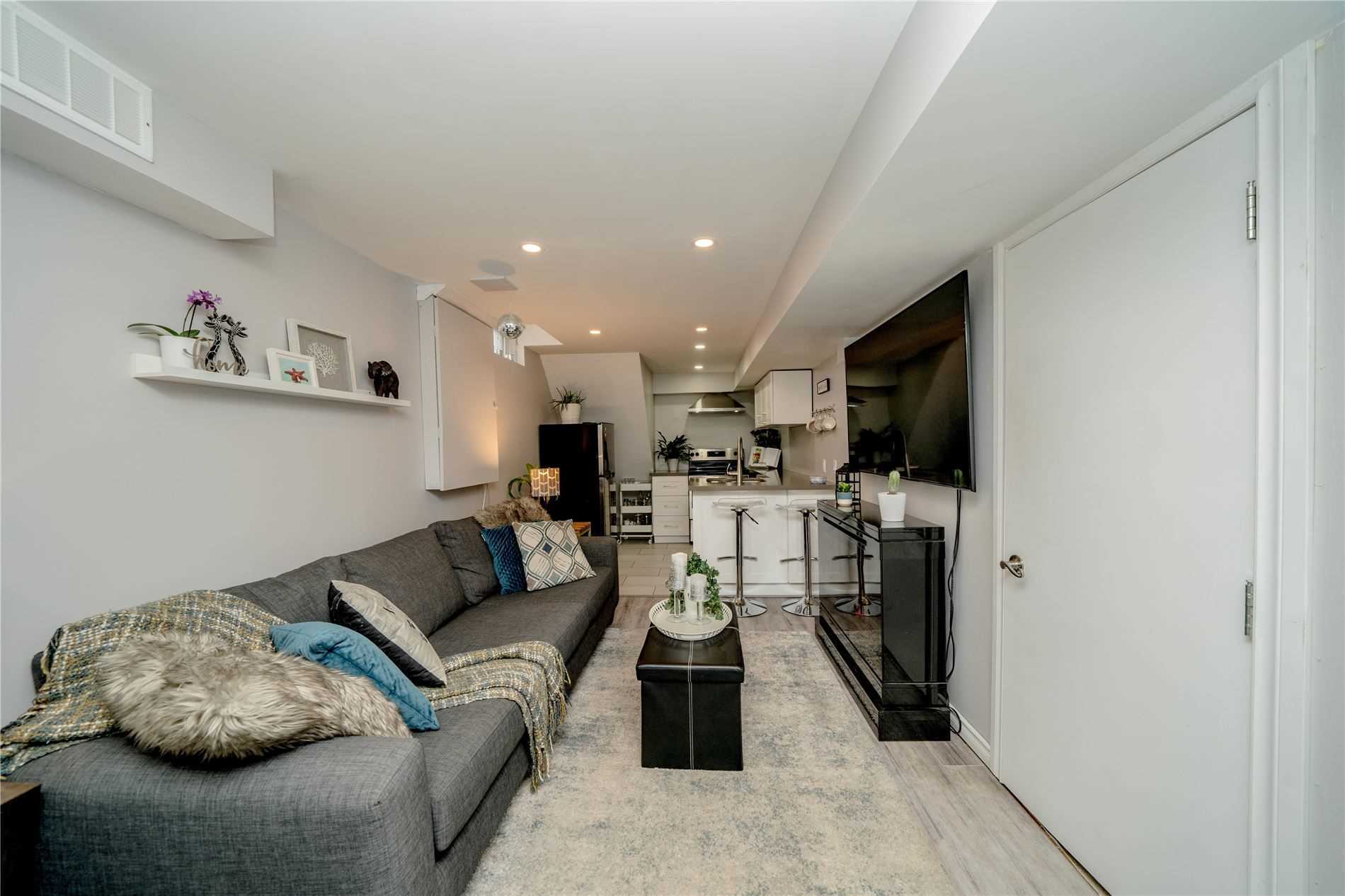 378 Daytona Crt