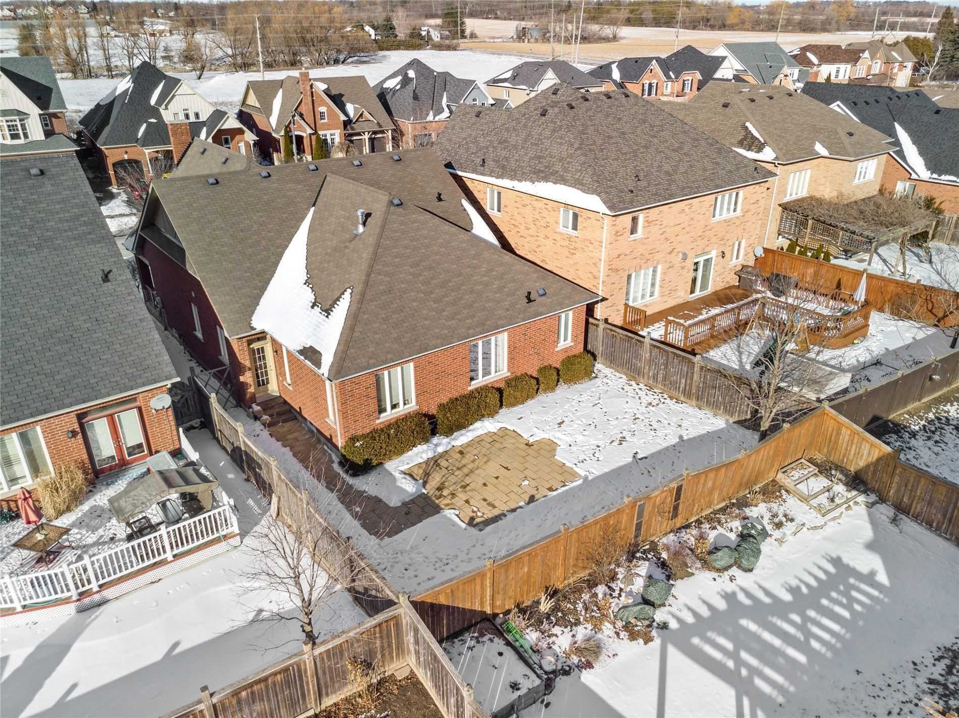 1365 Maddock Dr