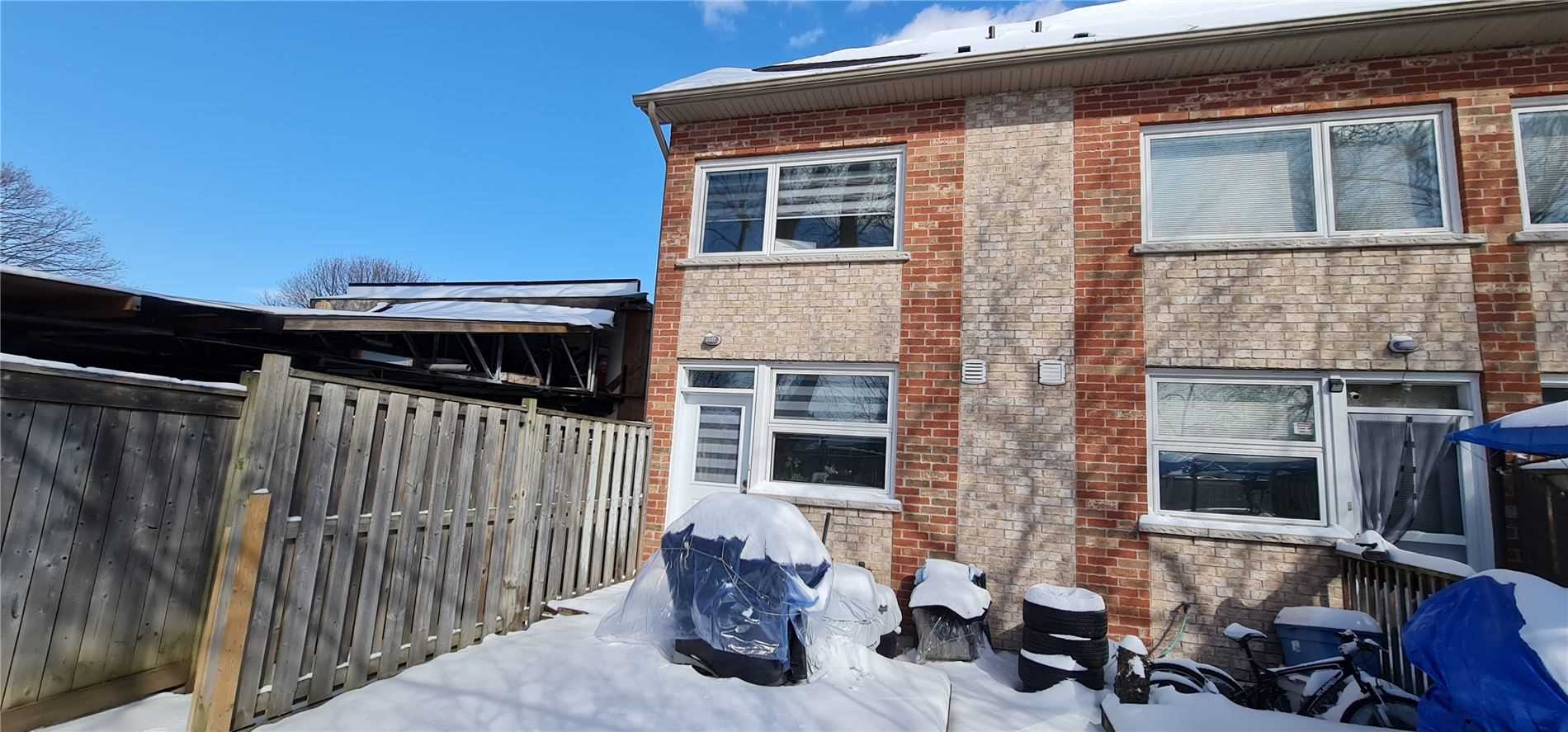 8 Fairwood Cres, #123
