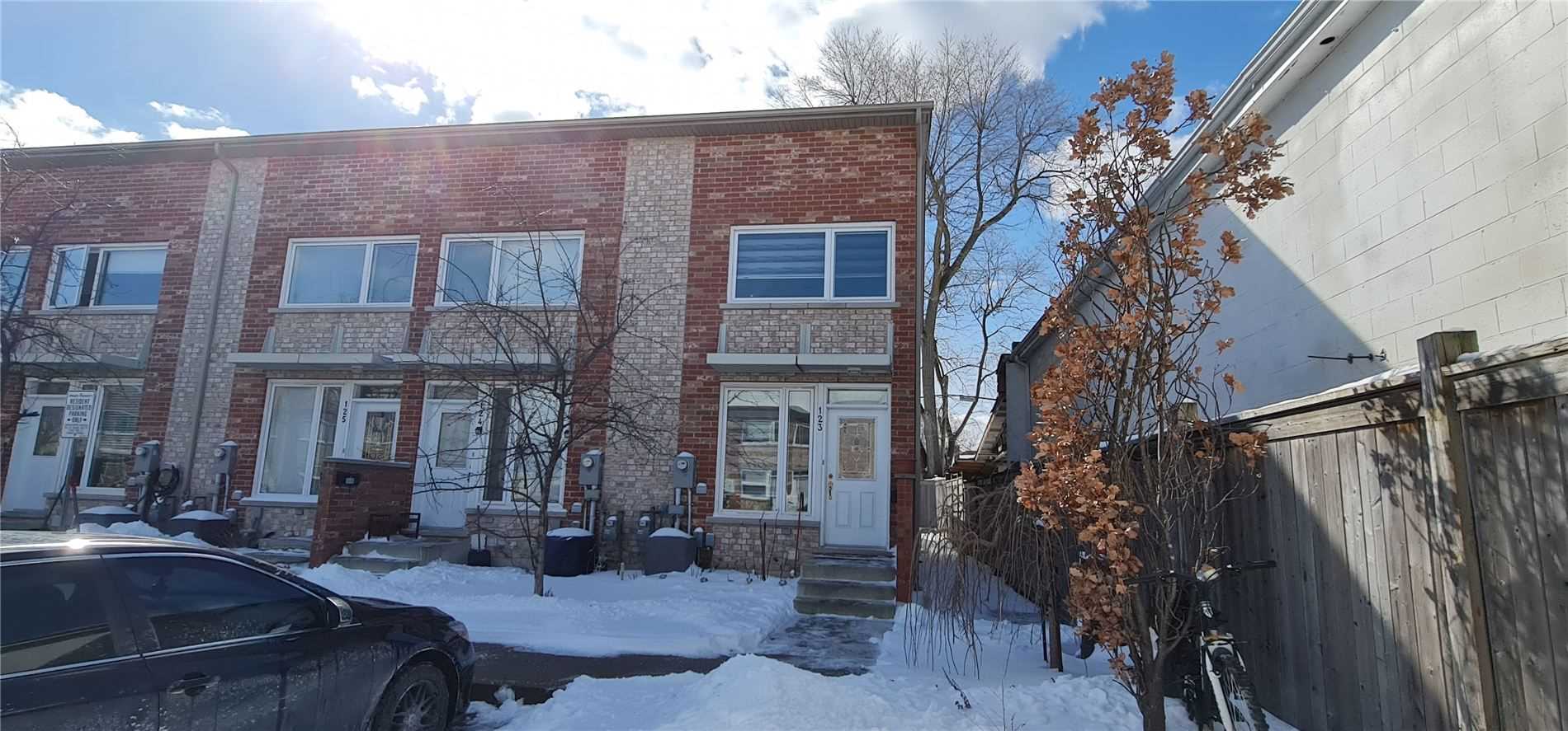 8 Fairwood Cres, #123