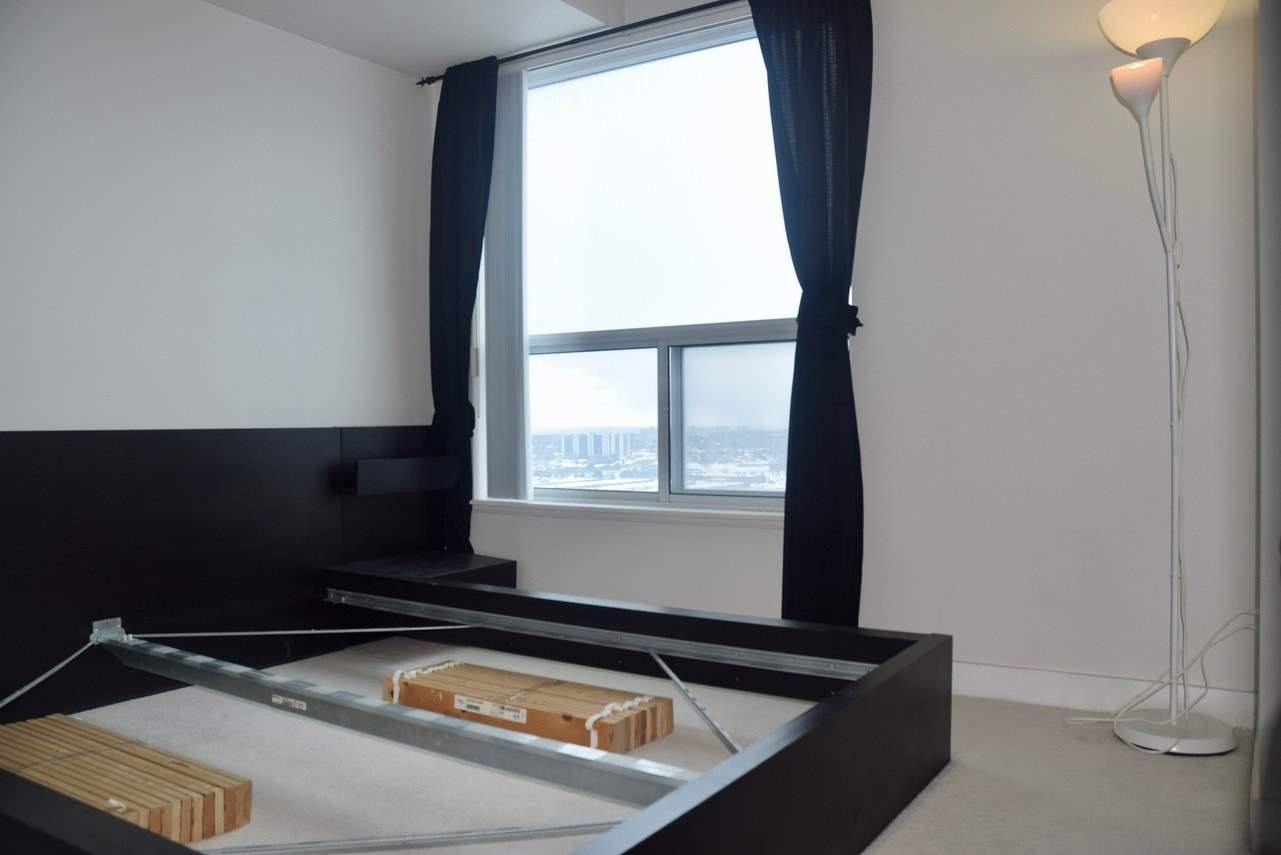 36 Lee Centre Dr, #2708