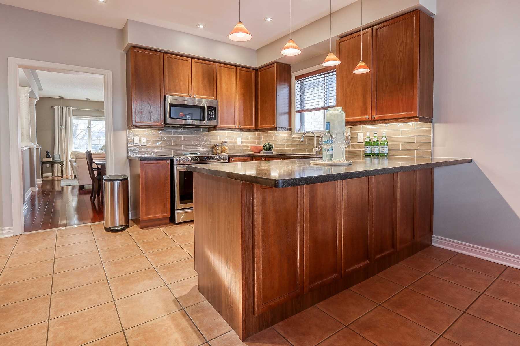 47 Kimberly Dr