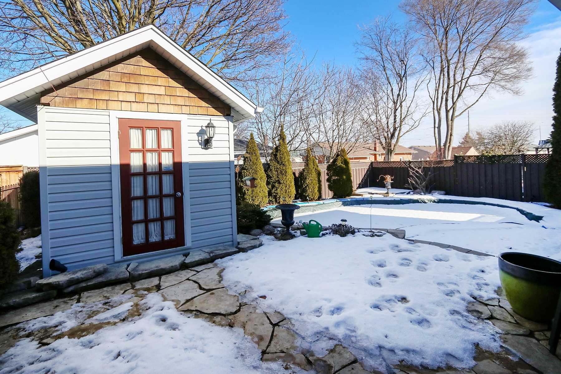47 Kimberly Dr